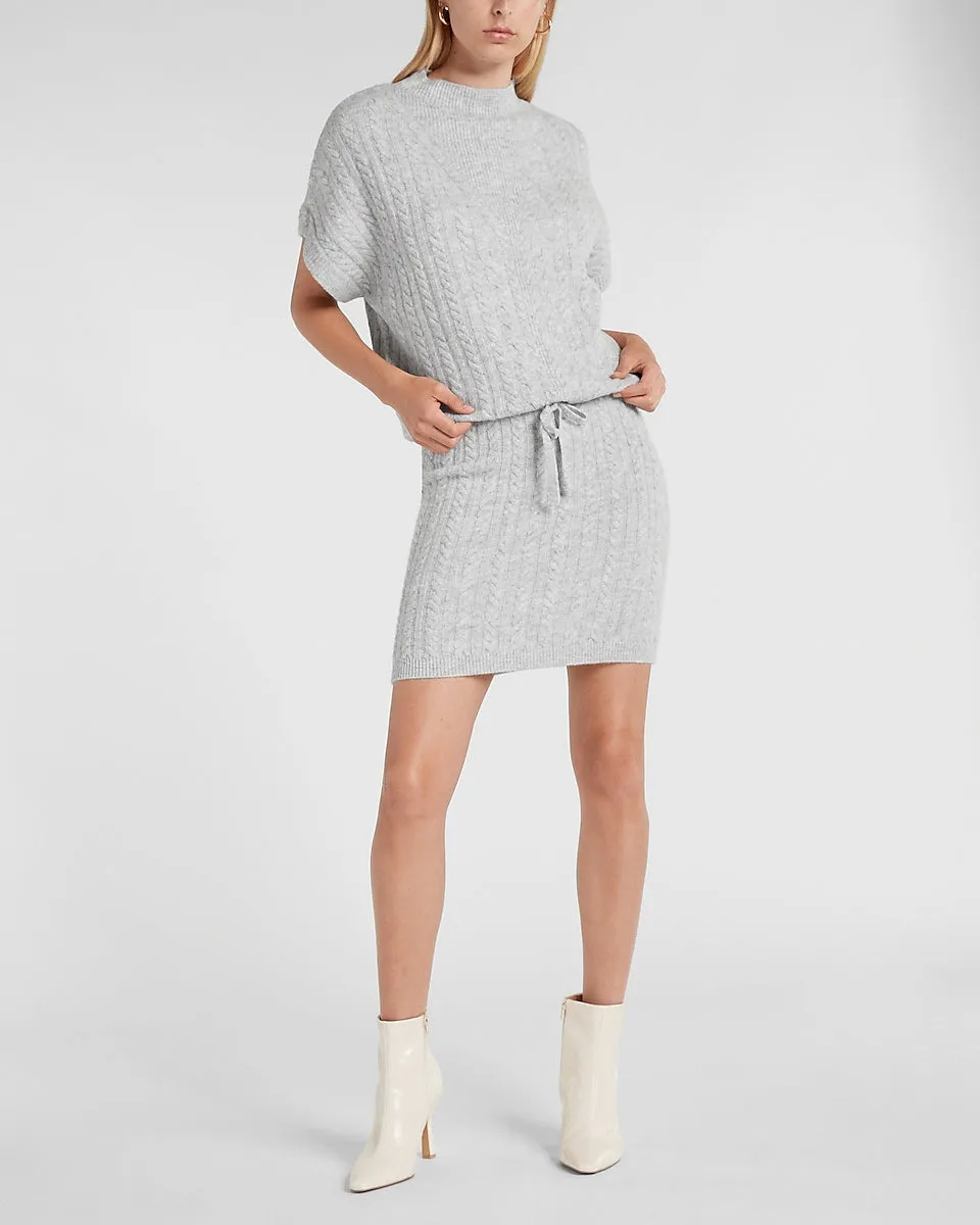 Cable Knit Mini Sweater Skirt in Silver Heather Gray