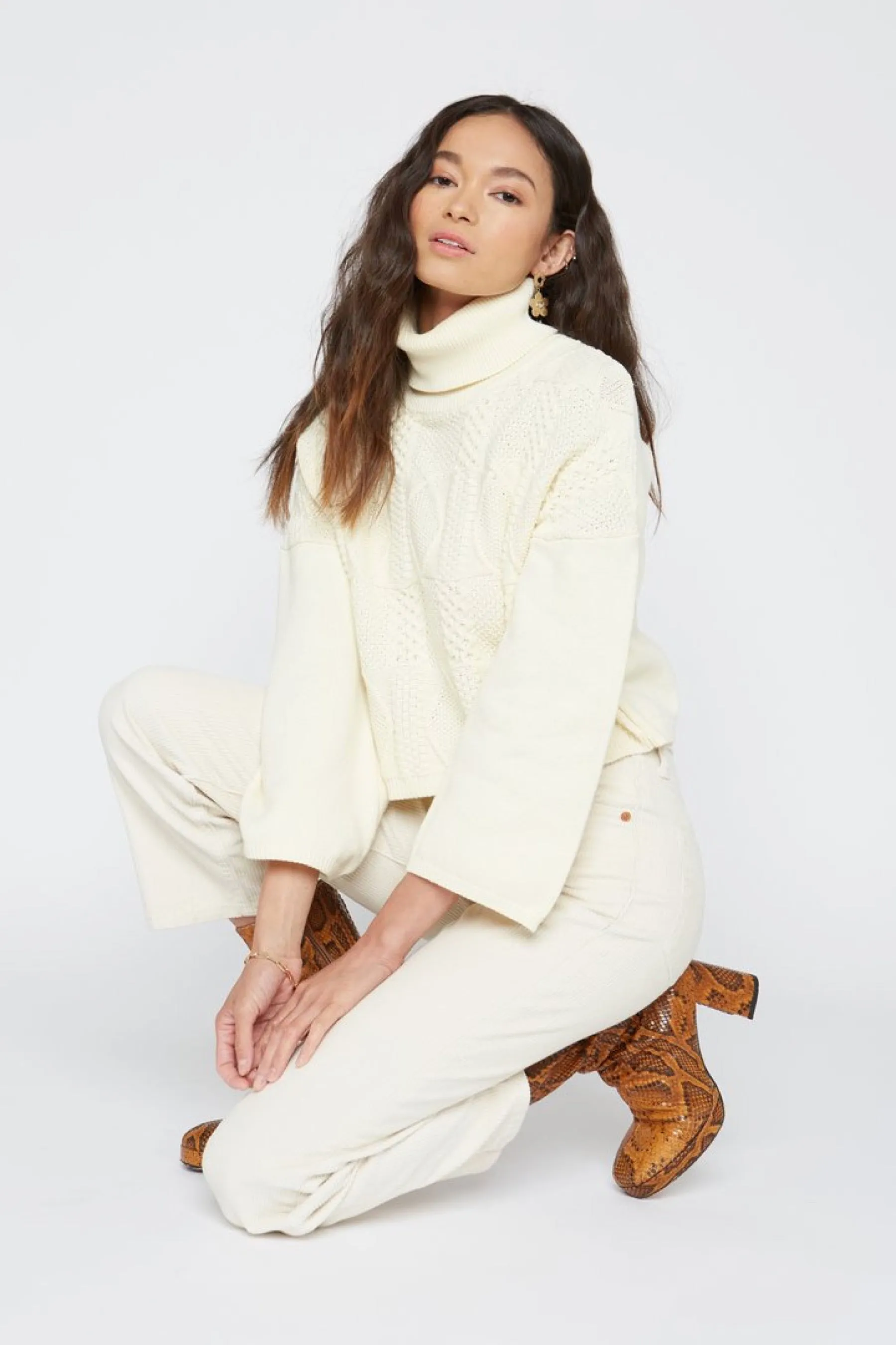 Creme Charlotte Turtleneck