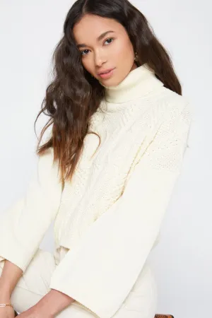 Creme Charlotte Turtleneck