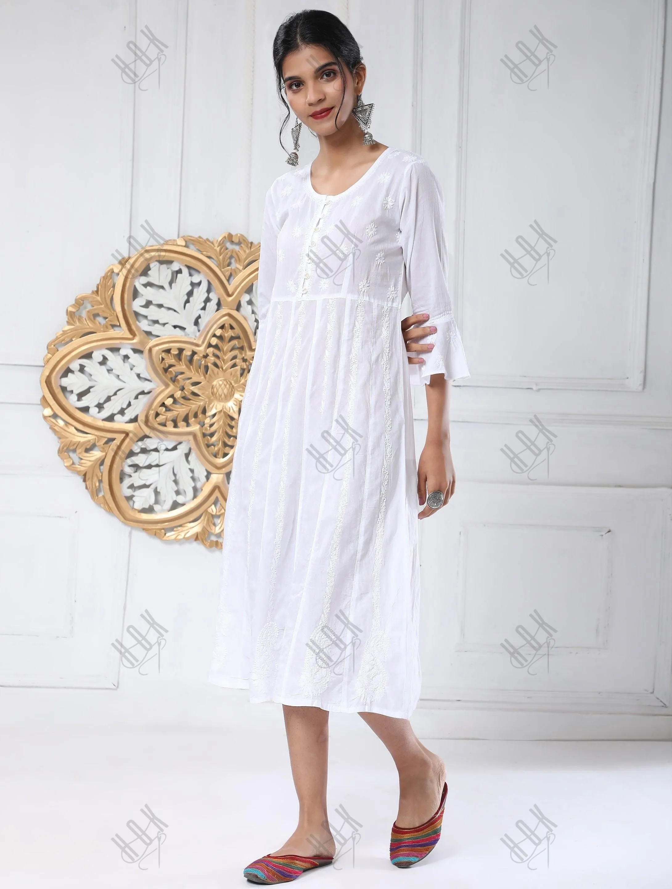 Hand embroidery Chikankari Long Kurta-White