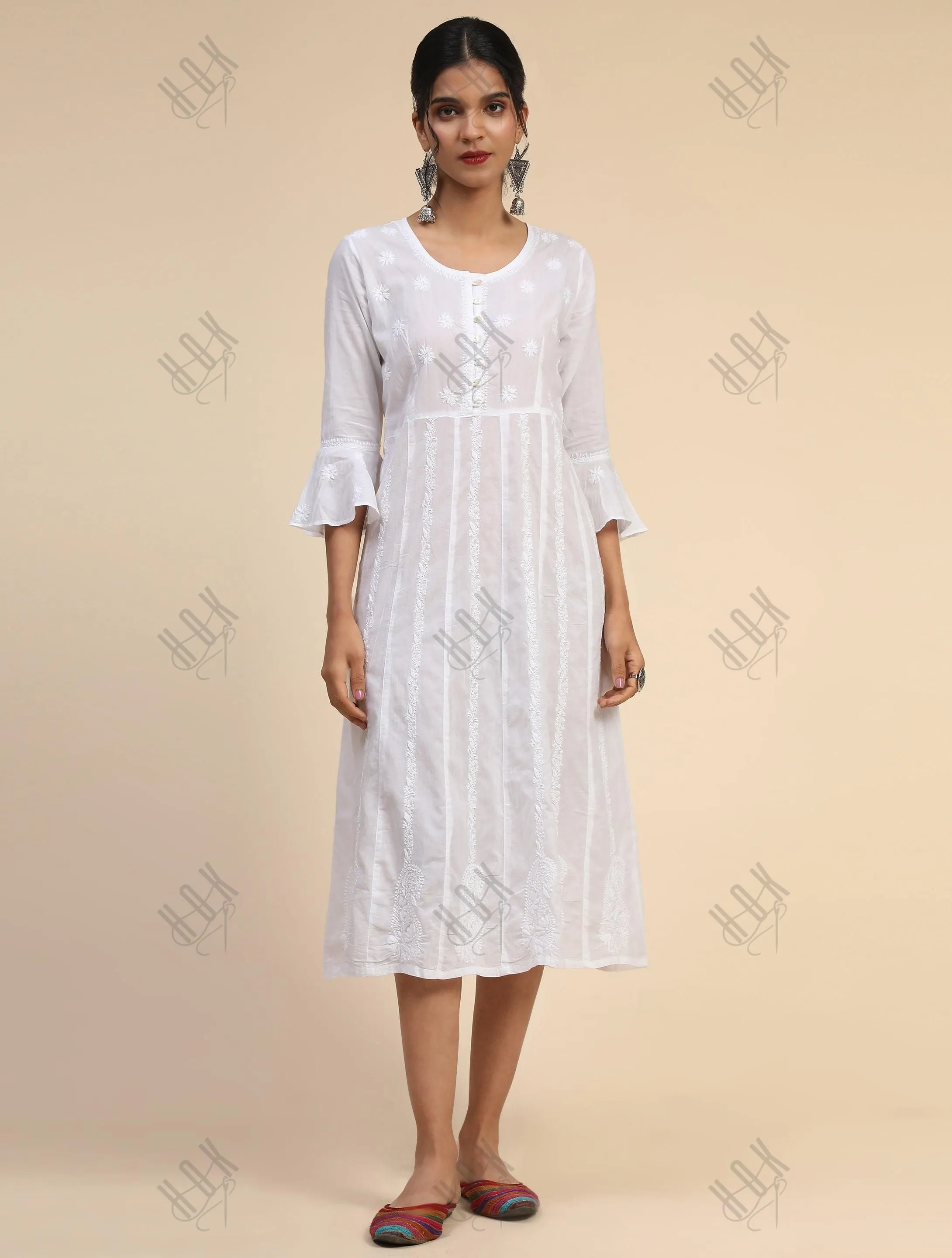 Hand embroidery Chikankari Long Kurta-White