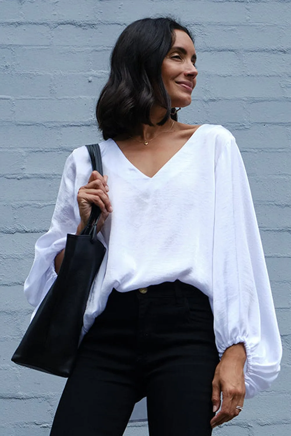 Sovana V-neck Long Sleeve Top White