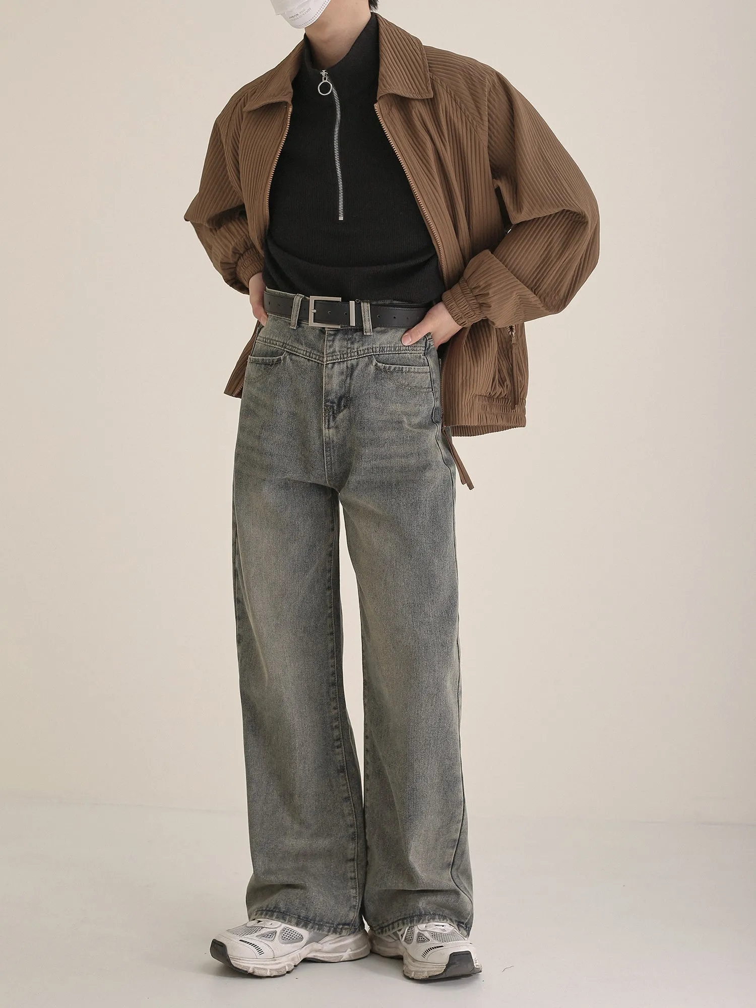 Zhou High Waisted Washed Jeans